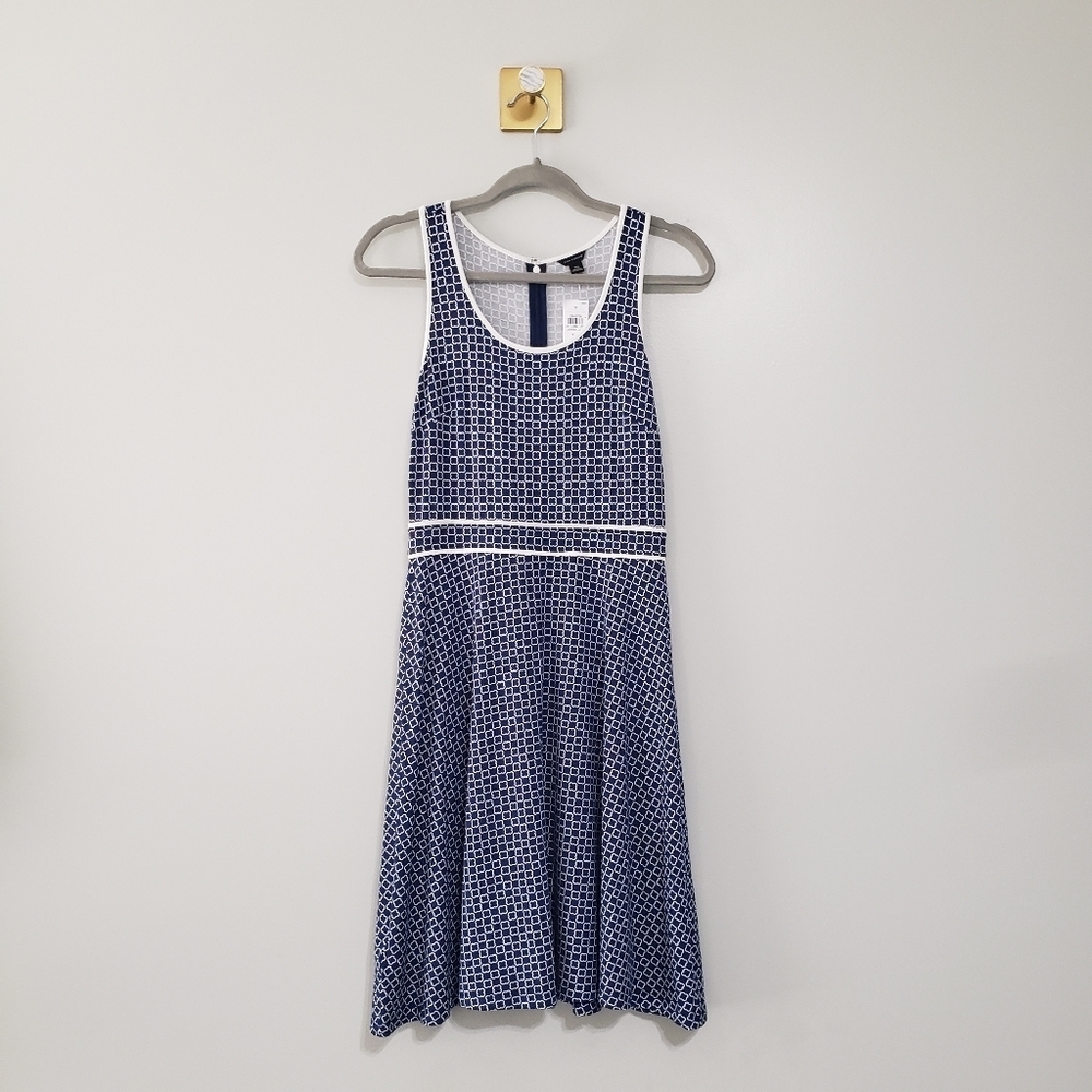 Ann Taylor NWT Sleeveless Dress XS Navy Blue White Pattern Stretchy Fit & Flare